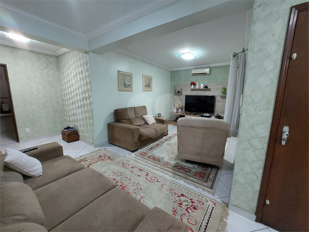 Sobrado à venda e aluguel com 3 quartos, 286m² - Foto 36