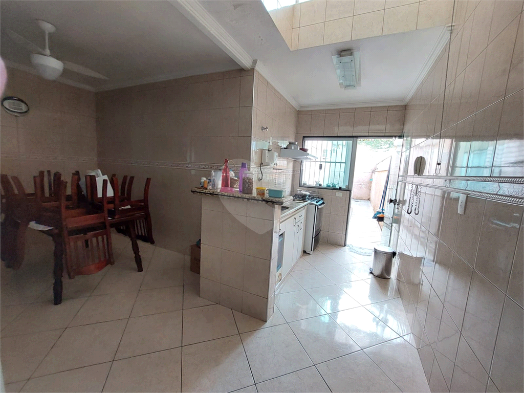 Sobrado à venda e aluguel com 3 quartos, 286m² - Foto 48