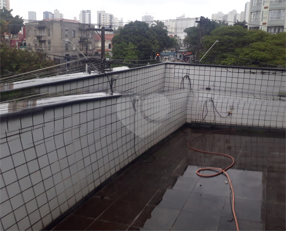 Sobrado comercial à venda na Paes de Barros