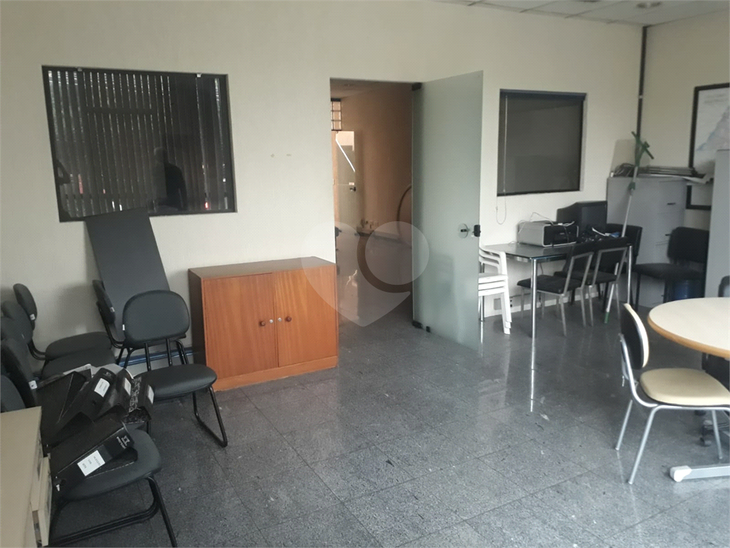 Sobrado comercial à venda na Paes de Barros