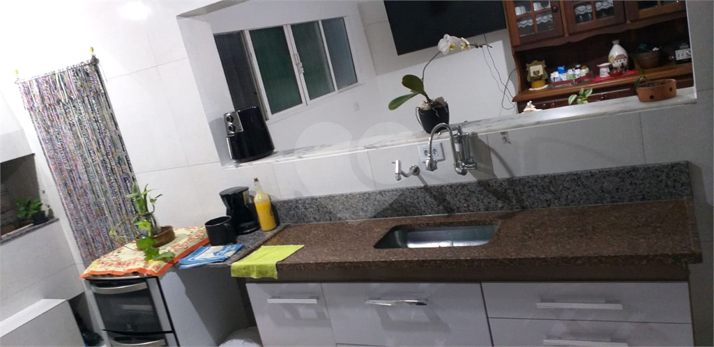 SOBRADO em JARDIM ÂNGELA