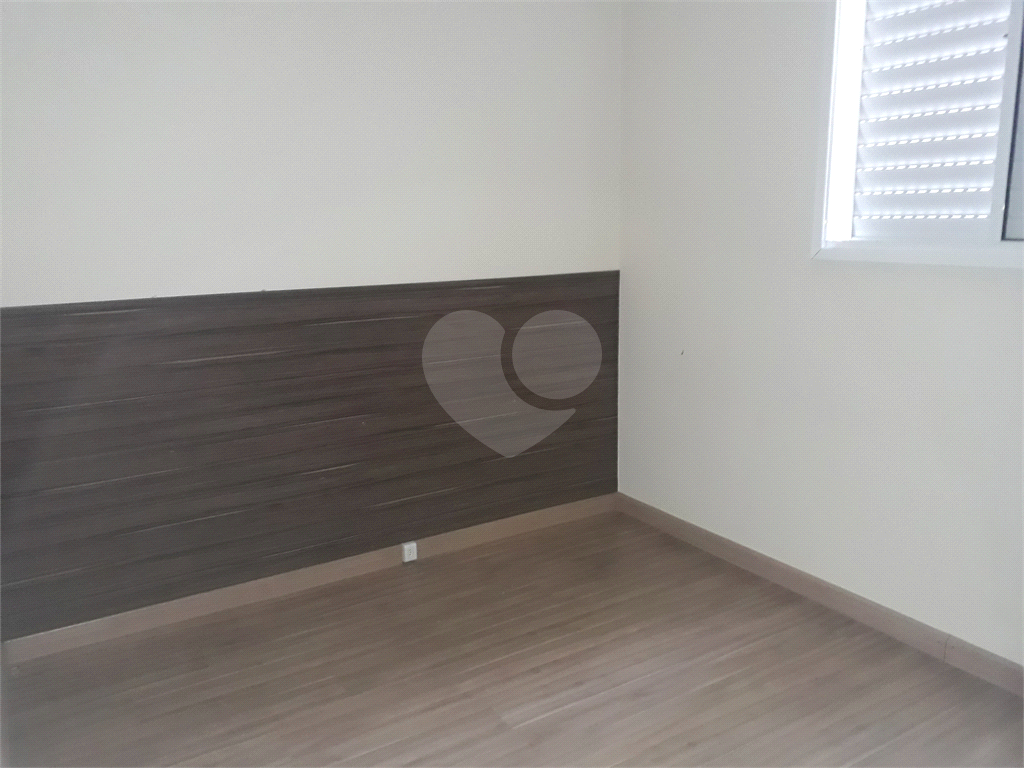 Ótimo apartamento Na rua Newton Prado no Bom Retiro