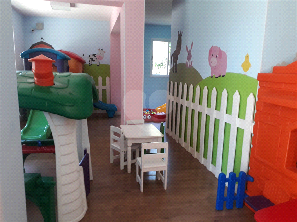 Ótimo apartamento Na rua Newton Prado no Bom Retiro