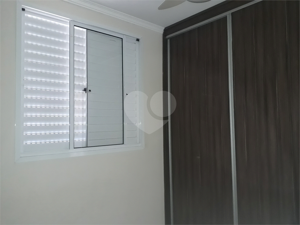 Ótimo apartamento Na rua Newton Prado no Bom Retiro