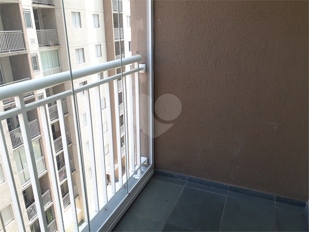 Ótimo apartamento Na rua Newton Prado no Bom Retiro