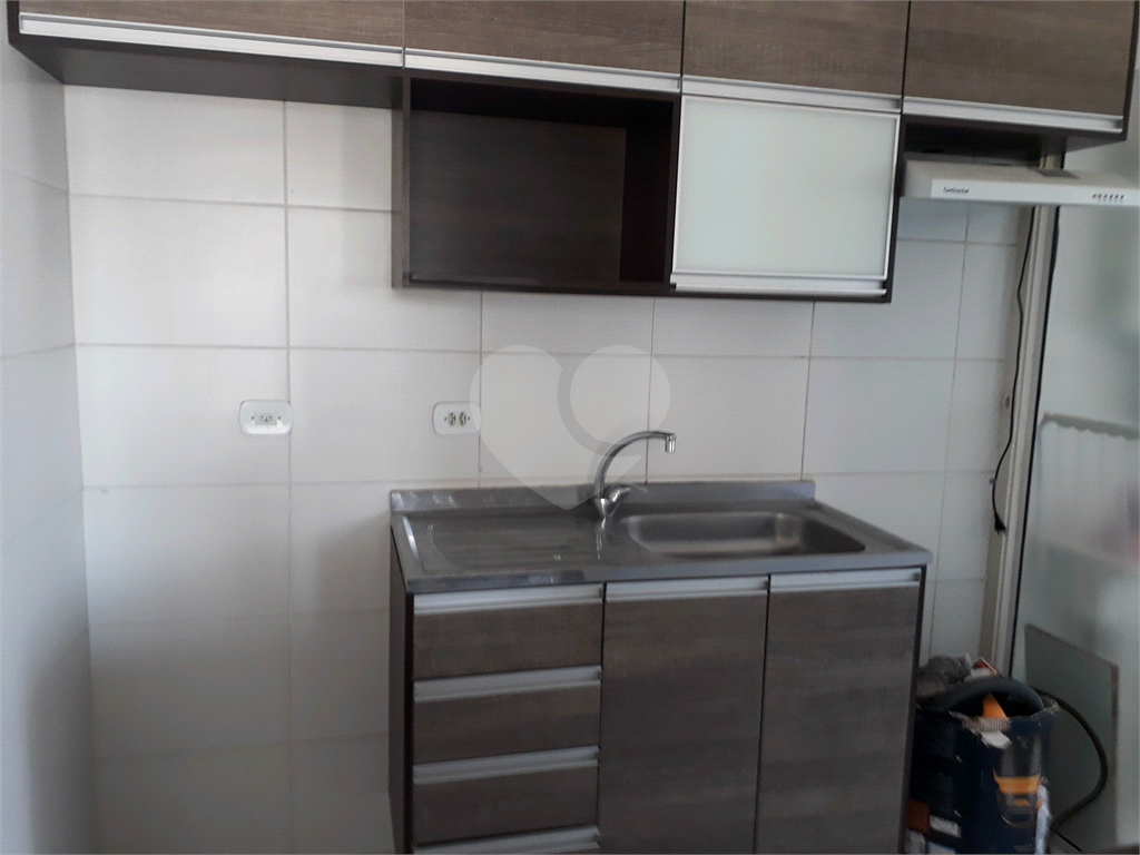 Ótimo apartamento Na rua Newton Prado no Bom Retiro