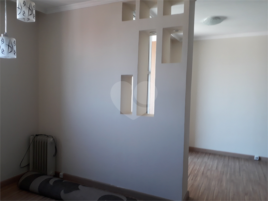 Ótimo apartamento Na rua Newton Prado no Bom Retiro