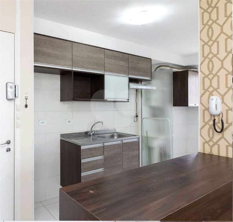 Ótimo apartamento Na rua Newton Prado no Bom Retiro