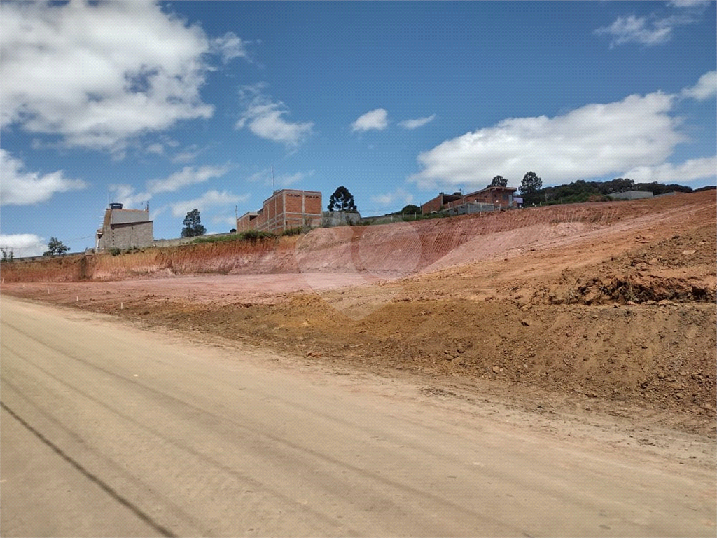 Área de 30.000m² em Cotia, ótima localização e com total infraestrutura na região