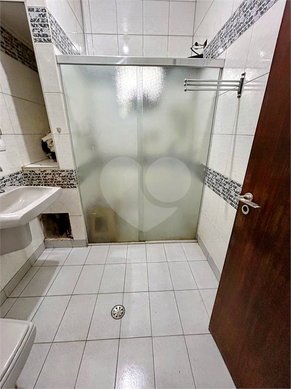 Sobrado à venda e aluguel com 2 quartos, 150m² - Foto 17