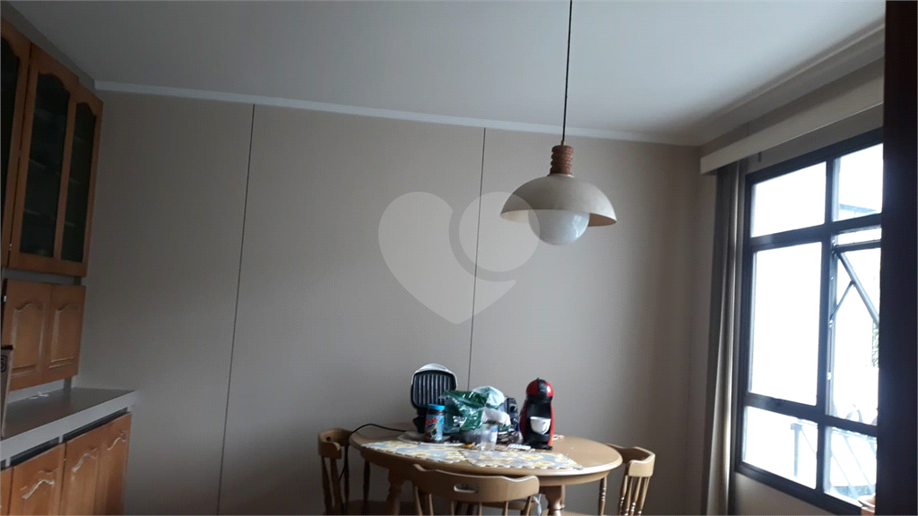 Apartamento à venda com 4 quartos, 228m² - Foto 4