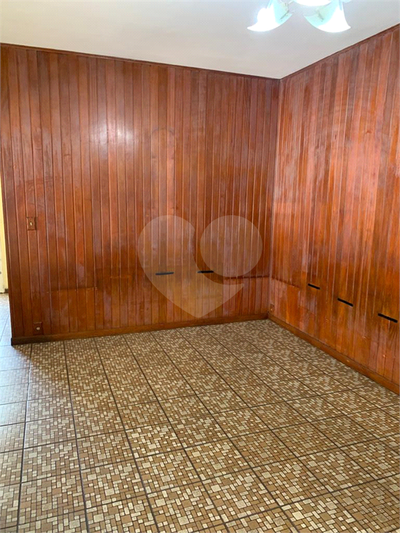 Imóvel Comercial  maravilhoso 
avenida de grande movimento a um quarteirão do TriMais