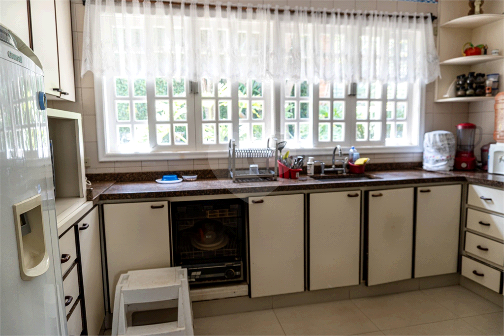 Excelente Casa em Condomínio Fechado ao lado de São Paulo!