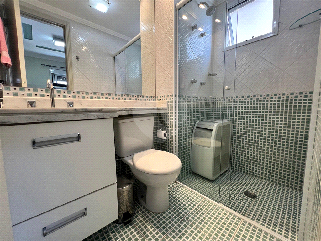 Apartamento Reformado e Mobiliado com 136m2