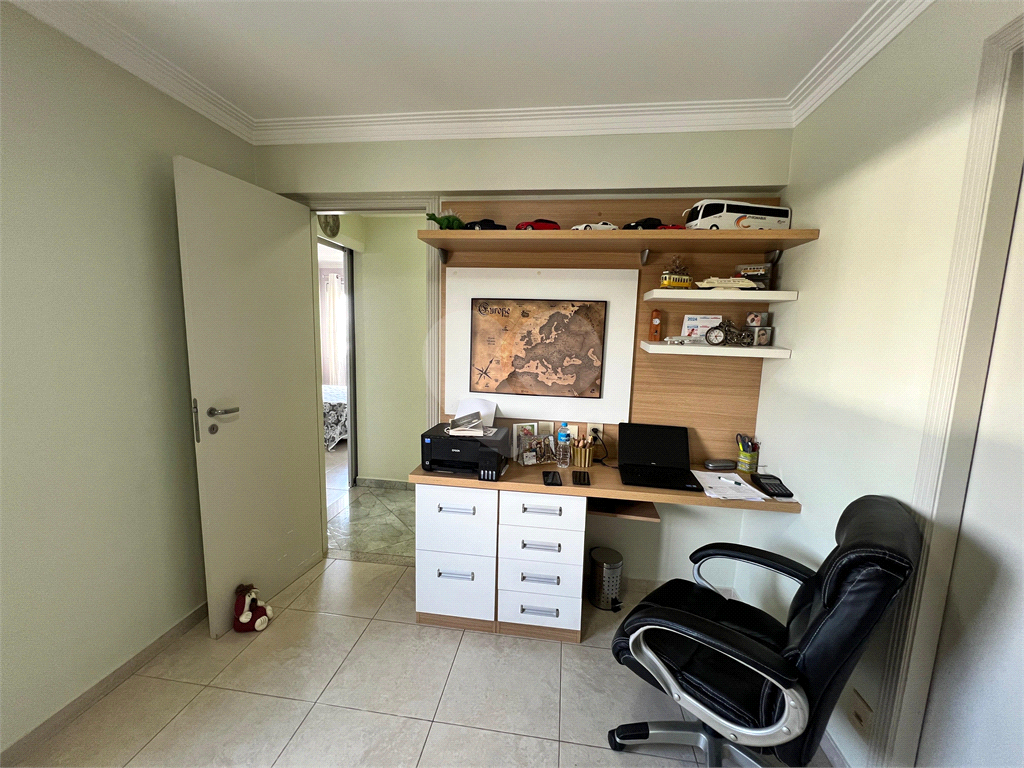 Apartamento Reformado e Mobiliado com 136m2