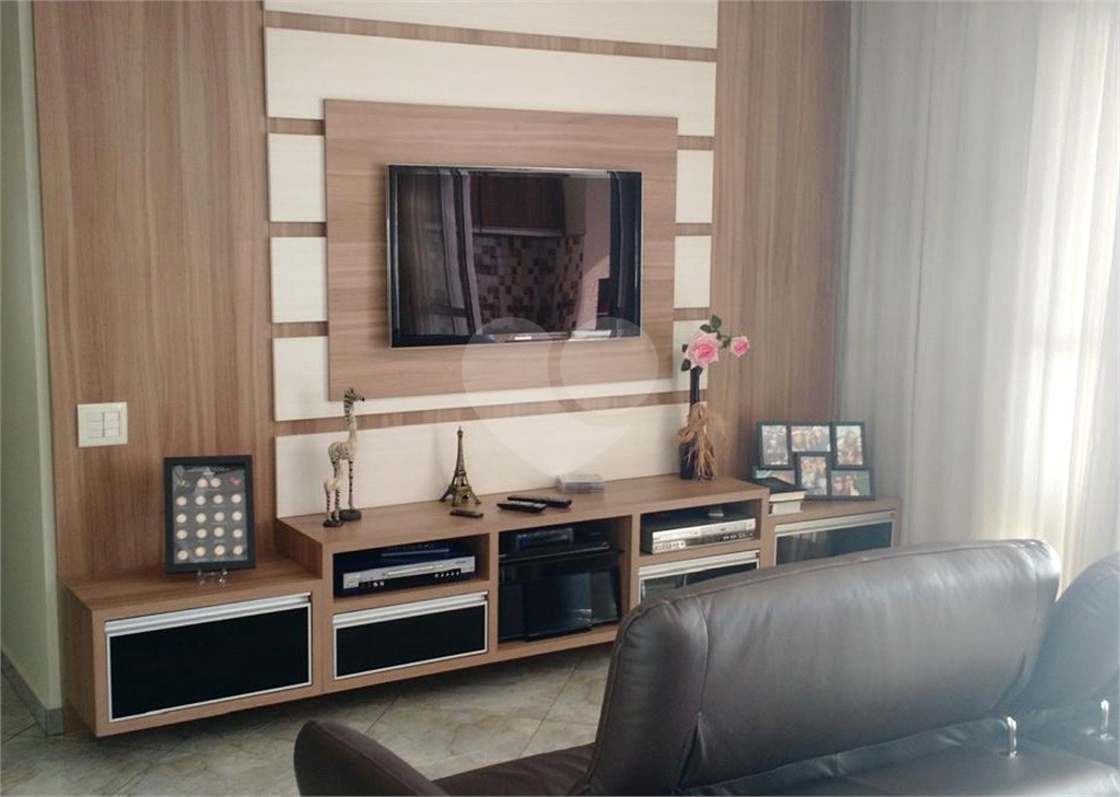 Apartamento Reformado e Mobiliado com 136m2