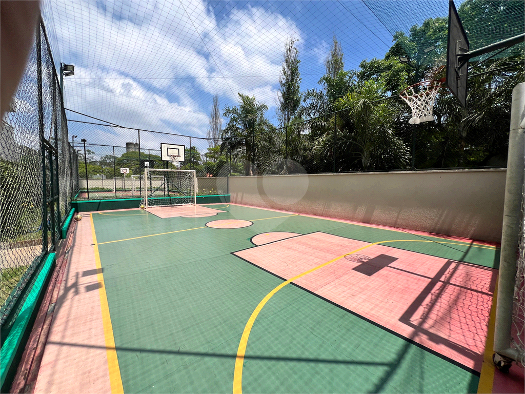 Apartamento Reformado e Mobiliado com 136m2
