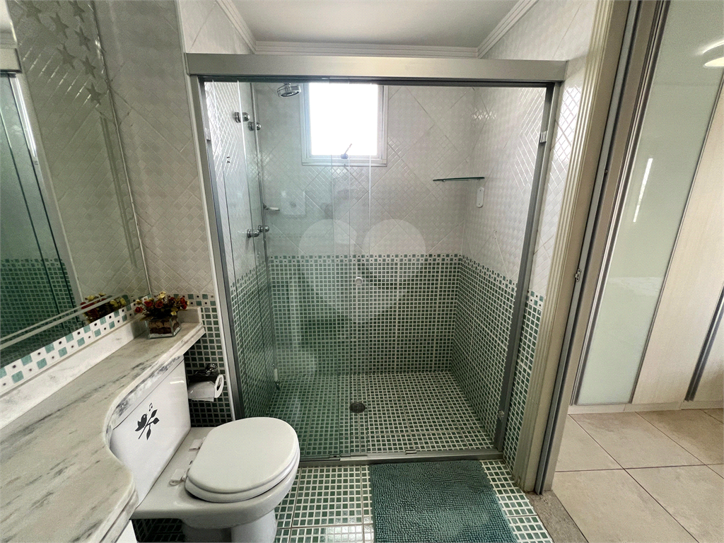 Apartamento Reformado e Mobiliado com 136m2