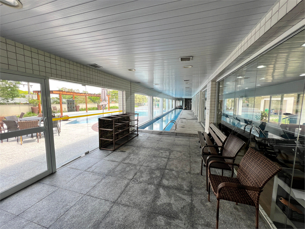 Apartamento Reformado e Mobiliado com 136m2