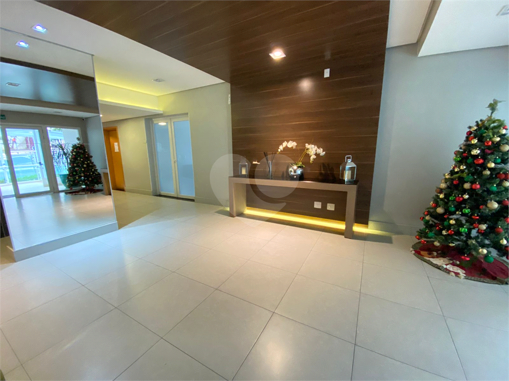Apartamento à venda com 2 quartos em Santana