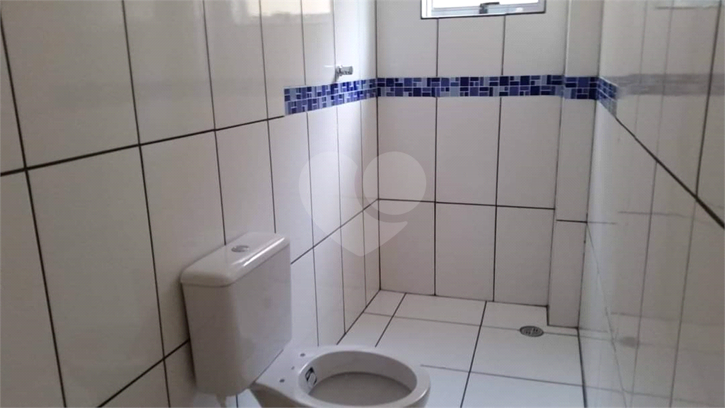 Condomínio com renda de 9 mil reais.