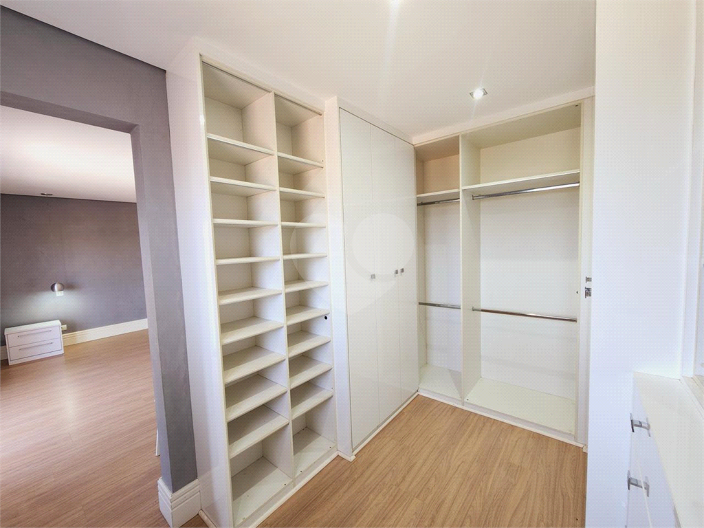 Casa em Alphaville, Residencial 9