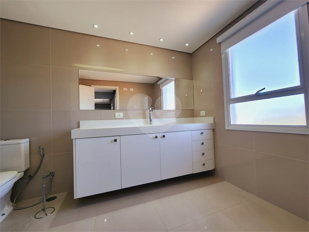Casa em Alphaville, Residencial 9