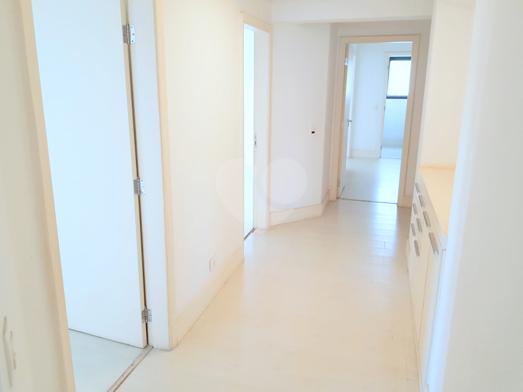 Venda Apartamento 4 dormitórios 4 Vagas de Garagem Campo Belo