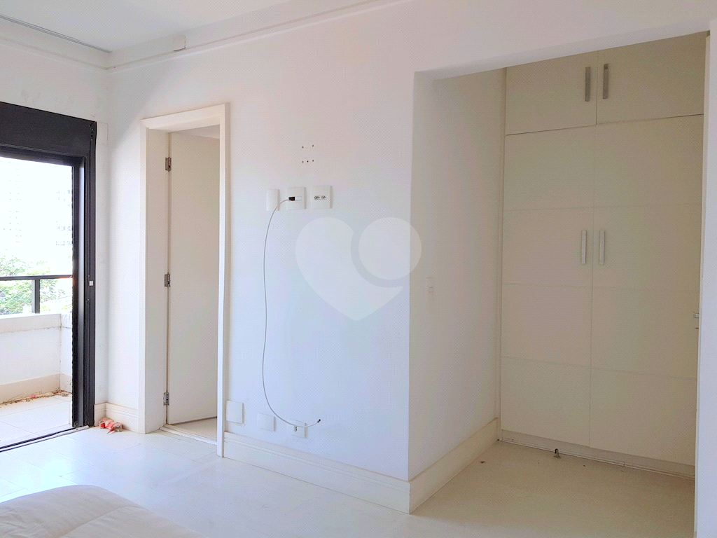 Venda Apartamento 4 dormitórios 4 Vagas de Garagem Campo Belo