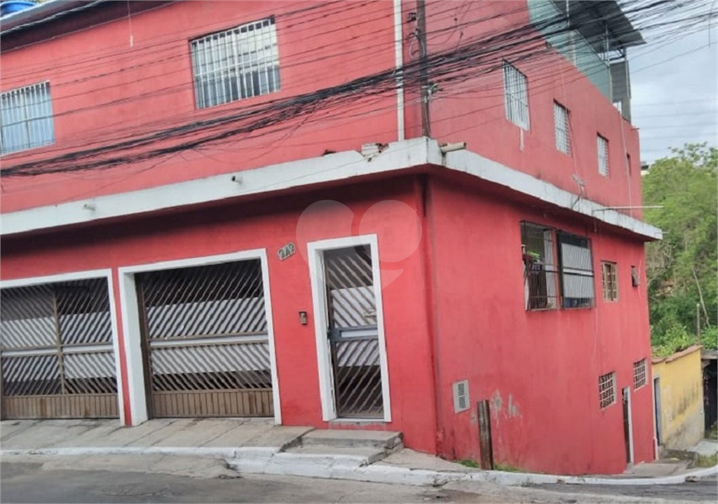 Quatro casas Otimas, Todas com entrada individual, novas , nada para fazer