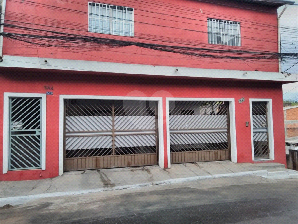 Quatro casas Otimas, Todas com entrada individual, novas , nada para fazer