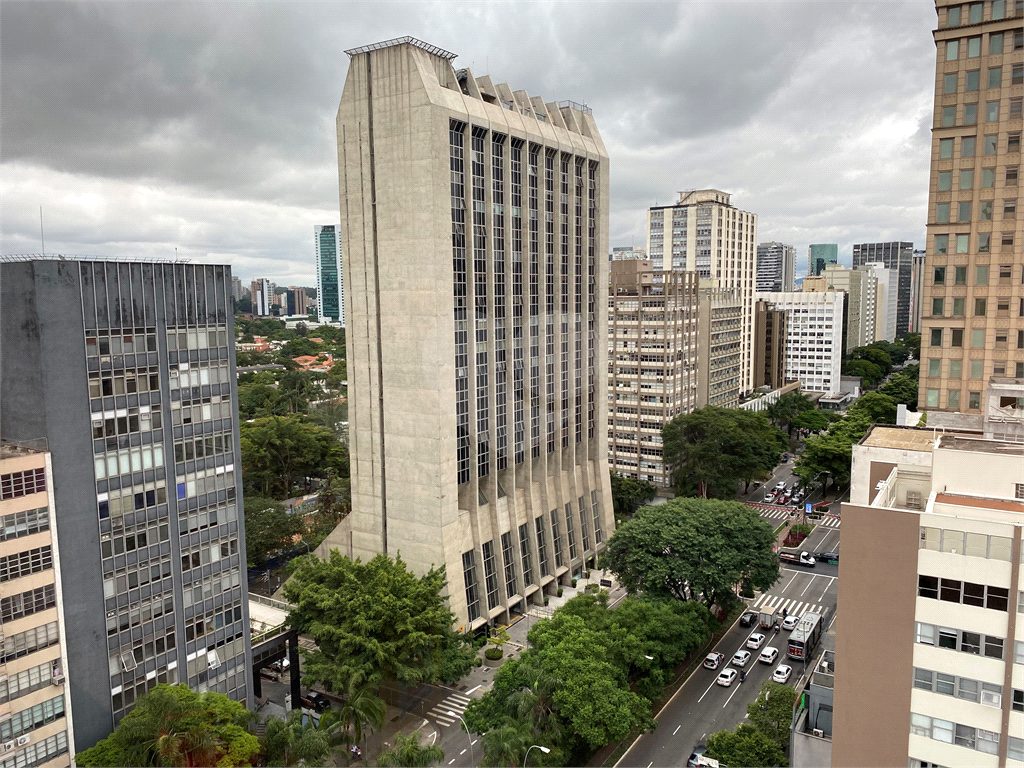 SALAS em JARDIM EUROPA