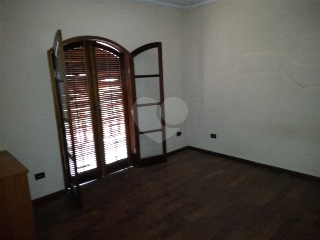 Sobrado à venda com 3 quartos, 243m² - Foto 5