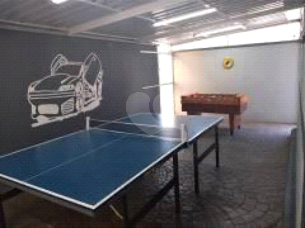 APARTAMENTO em PARQUE BRISTOL