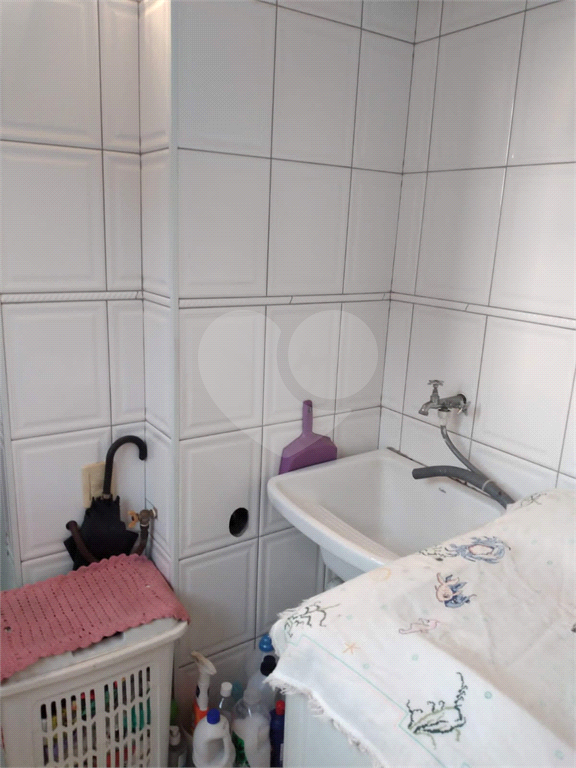 APARTAMENTO em PARQUE BRISTOL