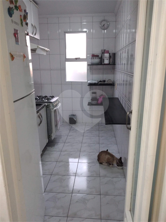 APARTAMENTO em PARQUE BRISTOL