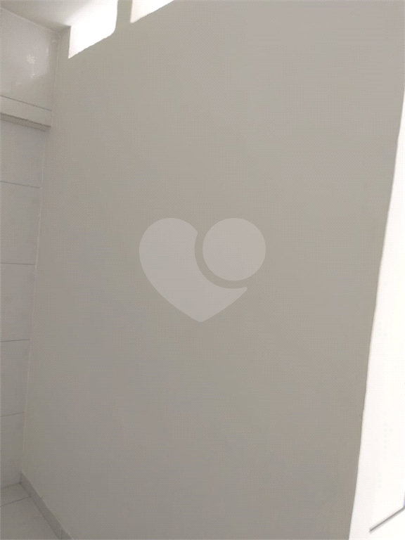 APARTAMENTO em CENTRO