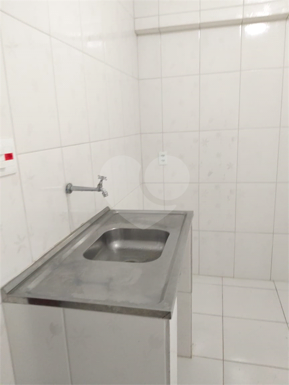 APARTAMENTO em CENTRO