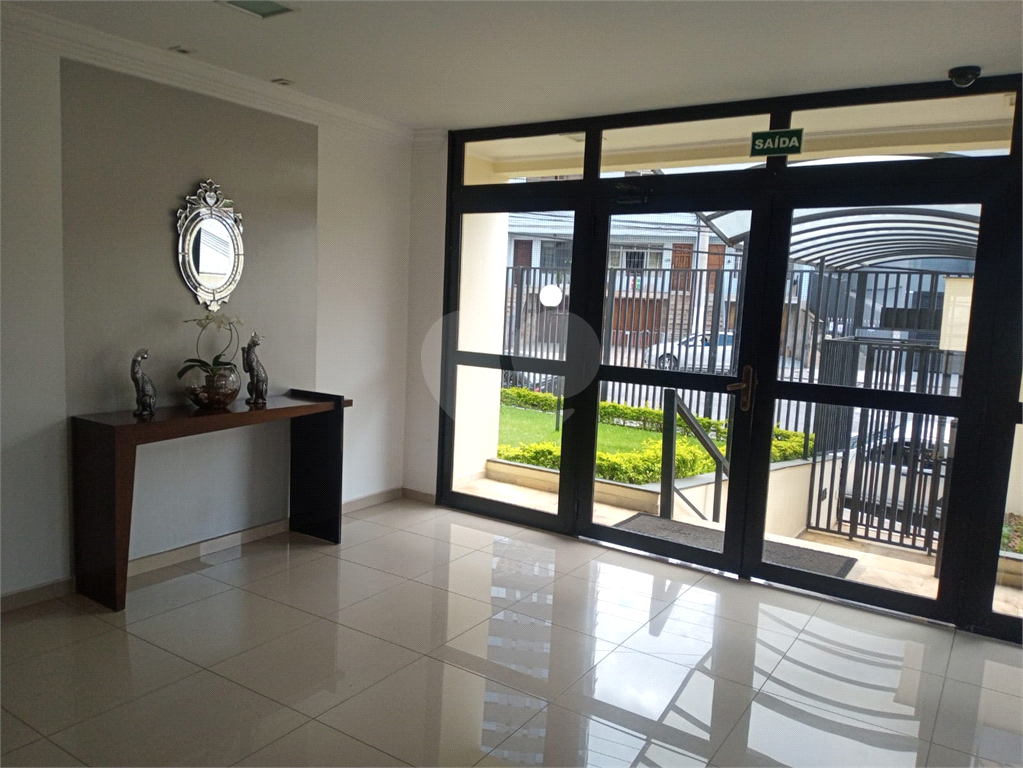 Apartamento  à Venda Bairro Água Fria