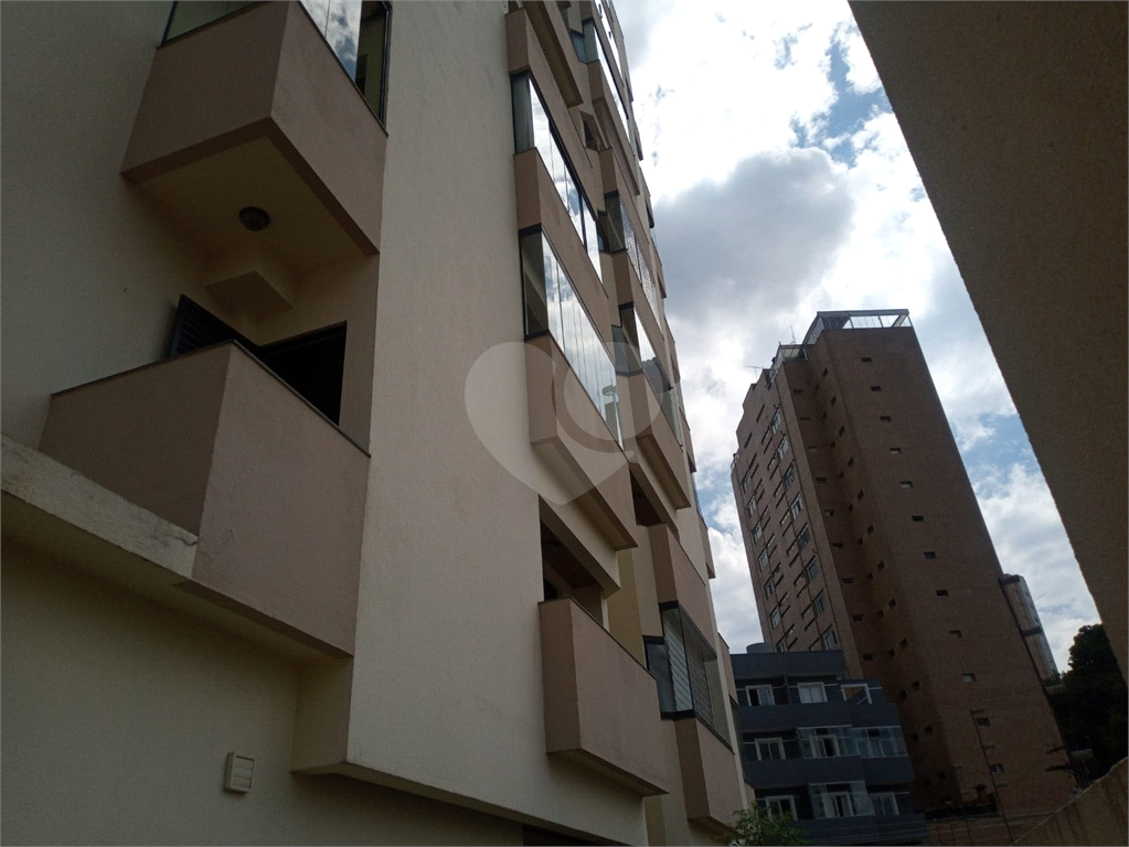 Apartamento  à Venda Bairro Água Fria