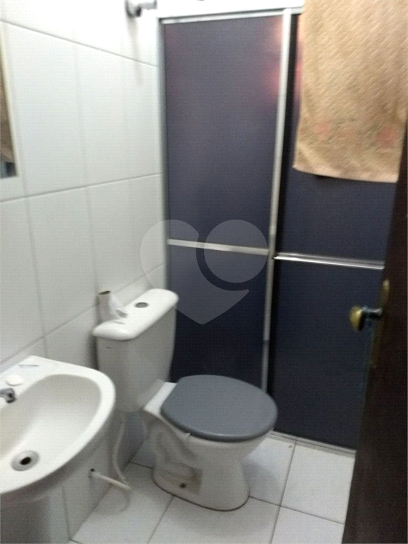 Casa assobradada com 03 dorm com 02 vagas de garagem - Cid, Jardim Cumbica - Guarulhos - SP