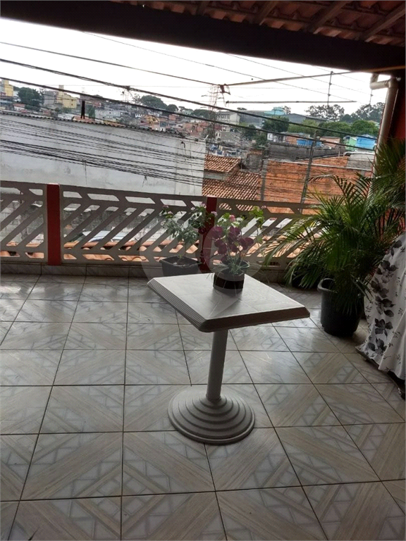 Casa assobradada com 03 dorm com 02 vagas de garagem - Cid, Jardim Cumbica - Guarulhos - SP