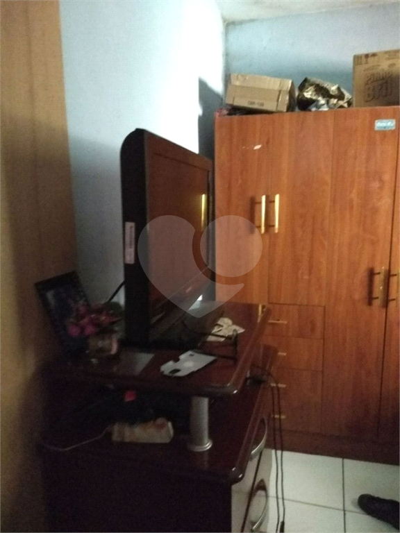 Casa assobradada com 03 dorm com 02 vagas de garagem - Cid, Jardim Cumbica - Guarulhos - SP