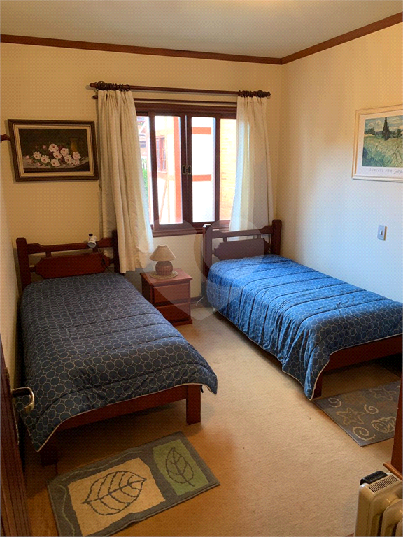 Apartamento Campos do Jordão, 2 dormitórios, 1 suíte, 3 vagas