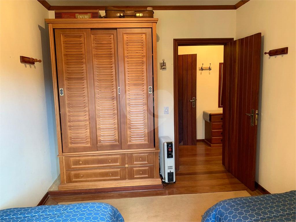 Apartamento Campos do Jordão, 2 dormitórios, 1 suíte, 3 vagas