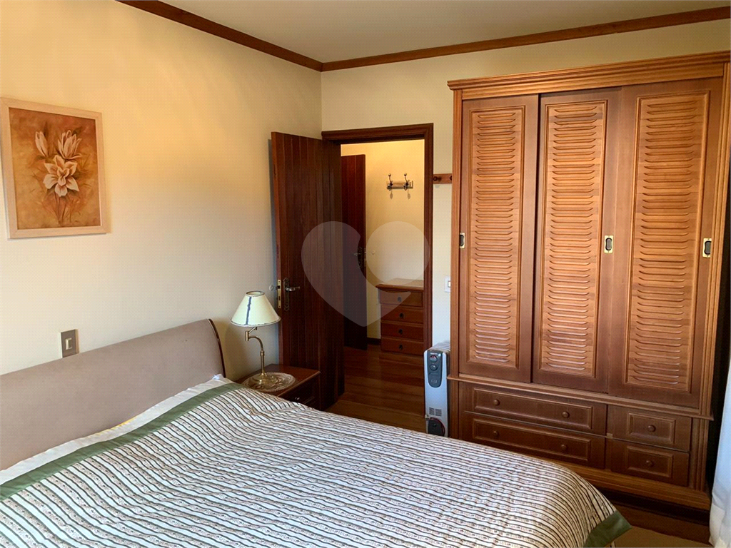 Apartamento Campos do Jordão, 2 dormitórios, 1 suíte, 3 vagas