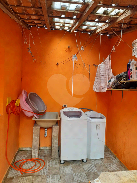 Casa assobradada com 3 dorm. sendo 01 suite, Suzano