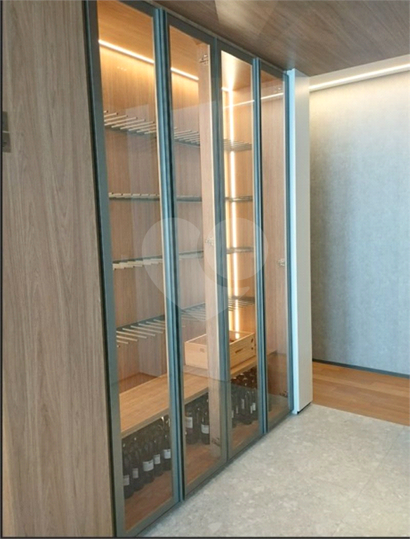 Apartamento novo, mobiliado, a venda no Jardim Paulista