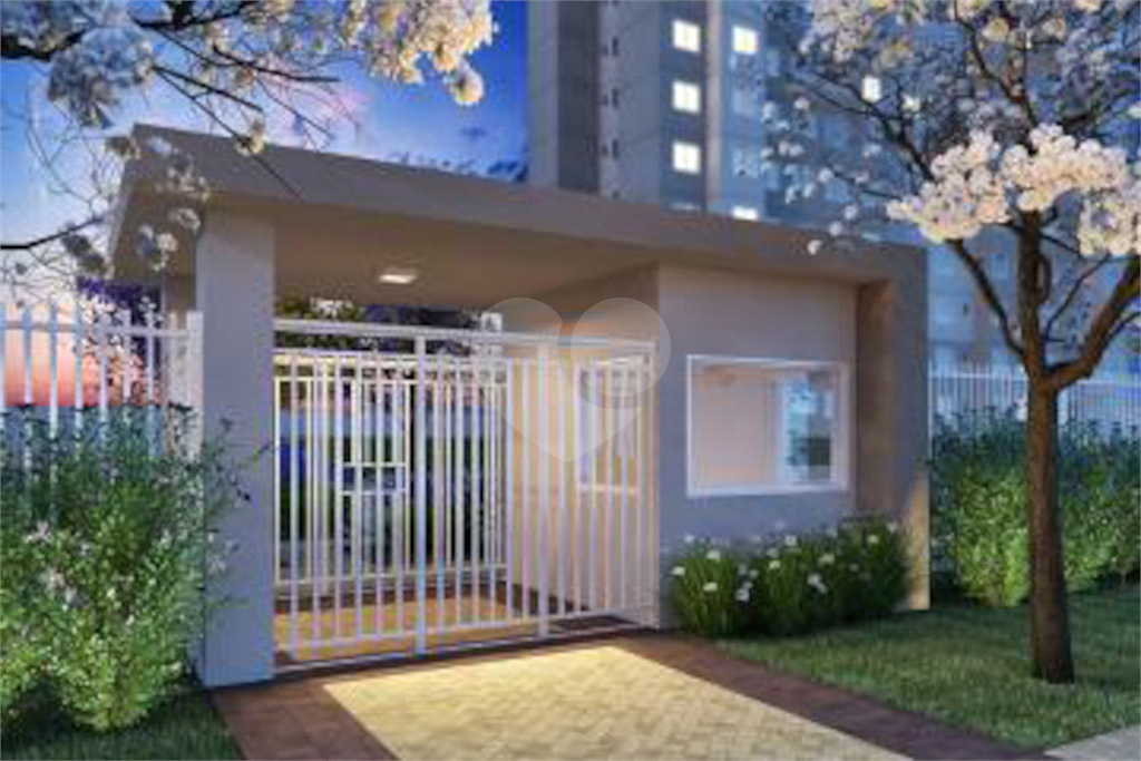 APARTAMENTO em CAMBUCI