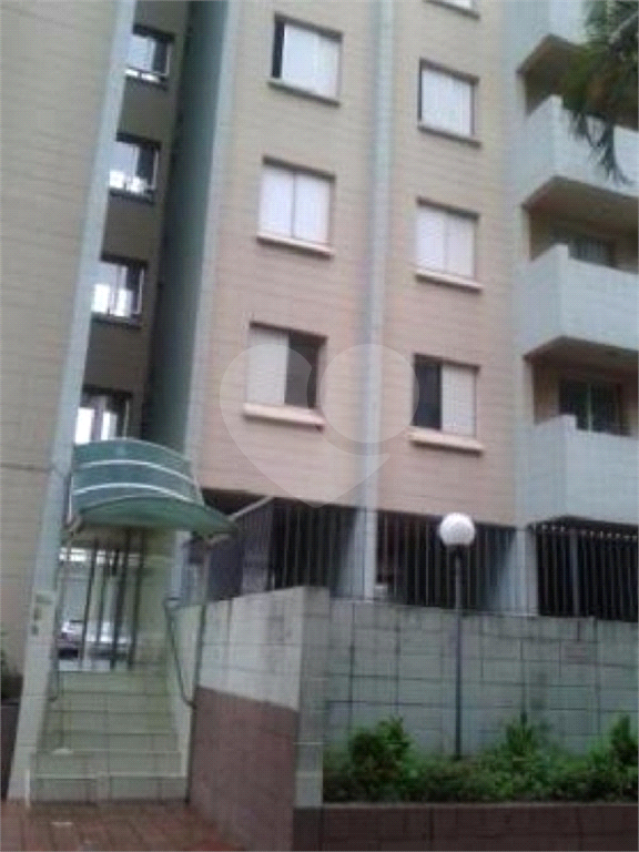 APARTAMENTO em LIMÃO